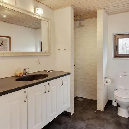 Holiday home Silvia - 300m To The Inlet In Western Jutland By Interhome