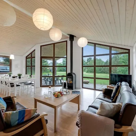 Silvia - 300m To The Fjord By Interhome Feriehus